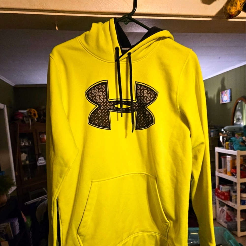 Under Armour Hoodie